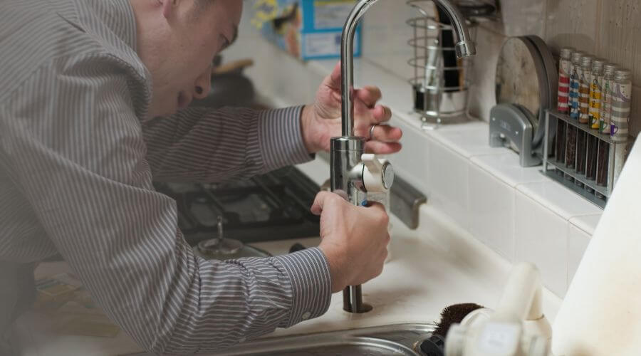 Local water heater installation in Brown City, MI